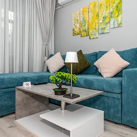 Elenartlux - Baby Cot - Pets Allowed - Free Parking & Fast Wi-fi Διαμέρισμα Φιλιππούπολη