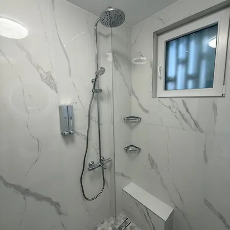 Διαμέρισμα Elenartlux - Baby Cot - Pets Allowed - Free Parking & Fast Wi-fi Φιλιππούπολη