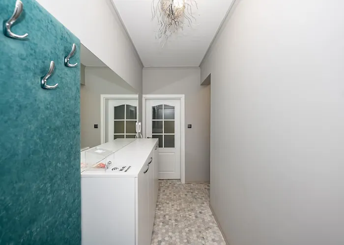 Appartement Elenartlux - Baby Cot - Pets Allowed - Free Parking & Fast Wi-fi